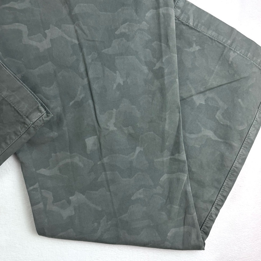 NWT Banana Republic Green Aiden Camo 100% Cotton Slim Straight Chino Pants 36/36 - Picture 10 of 16
